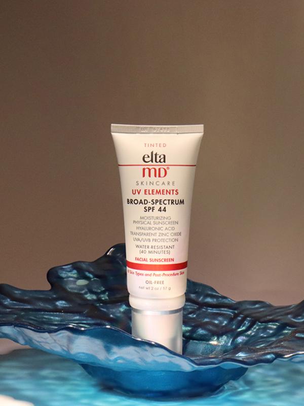 Elta UV Elements SPF 44 tinted