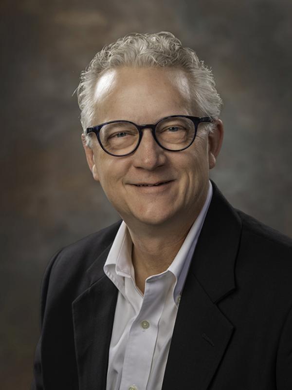 Kent Blakely, MD
