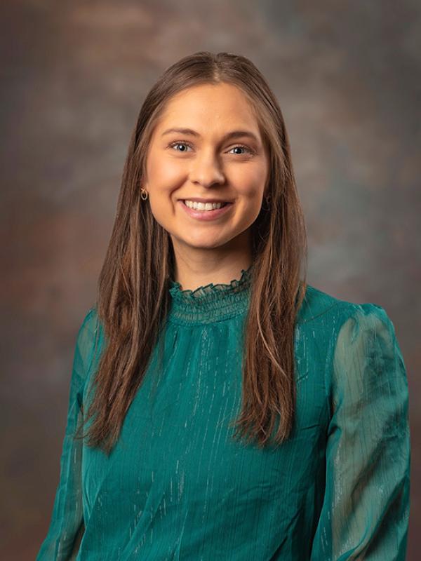 Macy Raftery Headshot
