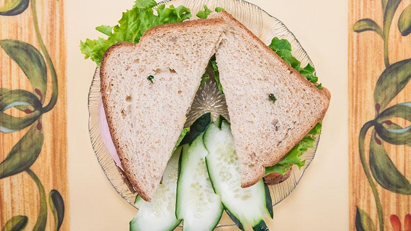 sandwich with cucumbers